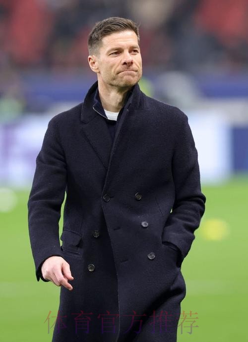 罗马诺:多家豪门在关注阿隆索 皇马也在密切关注